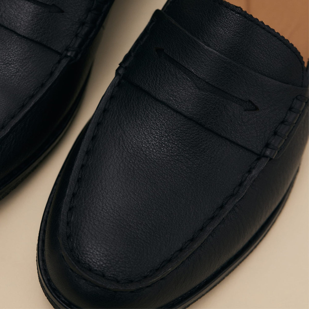 Seaport Penny Loafer image 11